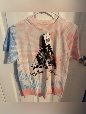 Pink Floyd The Dark Side of The Moon 1973 Concert Tee, Men’s Small NWT